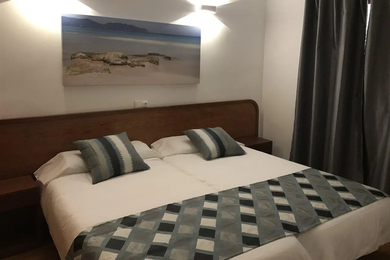 R2 Cala Millor Beach Apartment  Cala Millor (Mallorca)